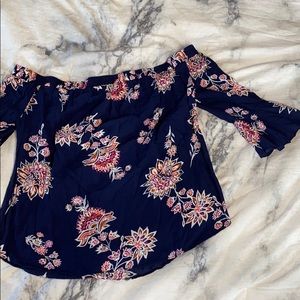 Off shoulder Blouse